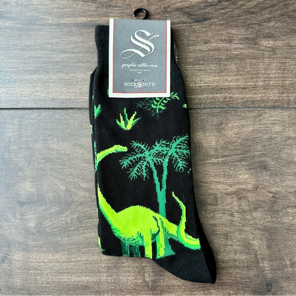 Socksmith NWT Mens Scenic Dinosaur Graphic Cotton Crew Socks - Black Green Dinos